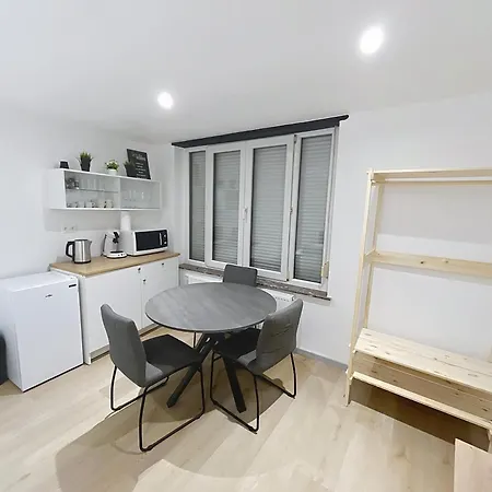First Corner Apartamento *